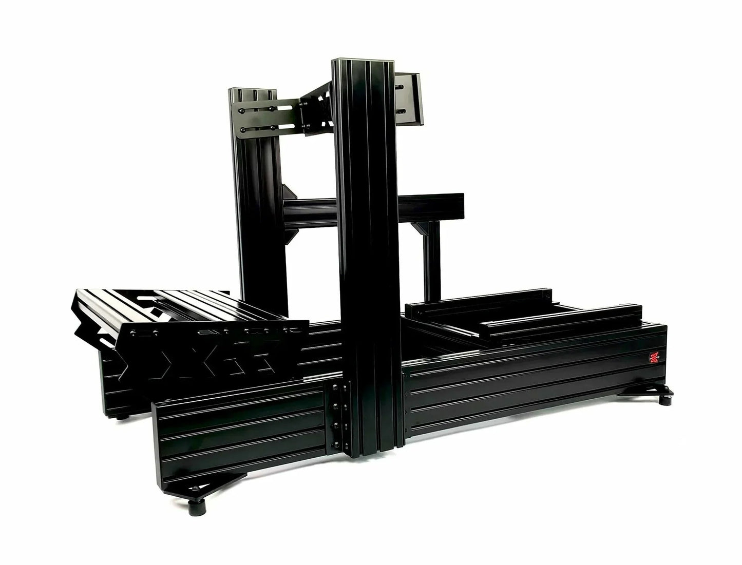 SimXPro XT160 GT simracer-kabine med ratt, pedaler og gearskifte til simracingoplevelse i hjemmet