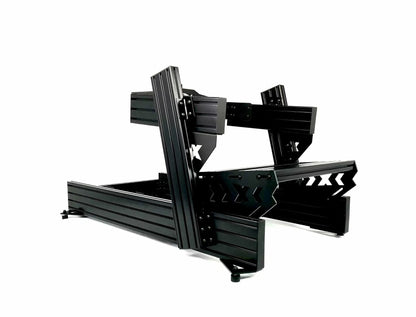 SimXPro XFR Formel racerkabine med sort stel, rat og pedaler til simracing og racingentusiaster.