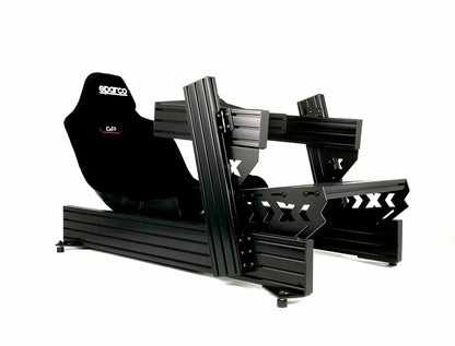 SimXPro XFR Formel racing cockpit med sort ramme og justerbare metaldele til sim-racing oplevelse