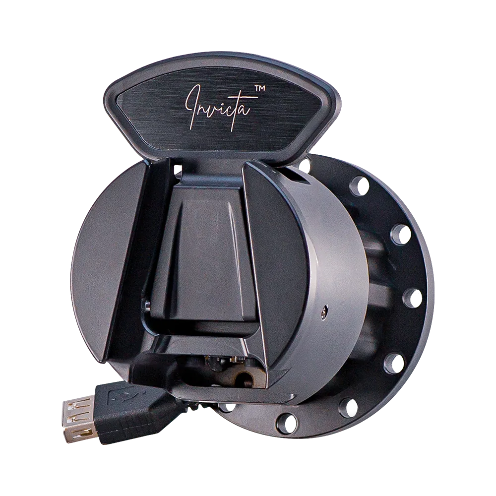 Asetek Racing Invicta QR Adapter USB-C til racing rat, vises frontalt uden baggrund, tilbehør til simracing.